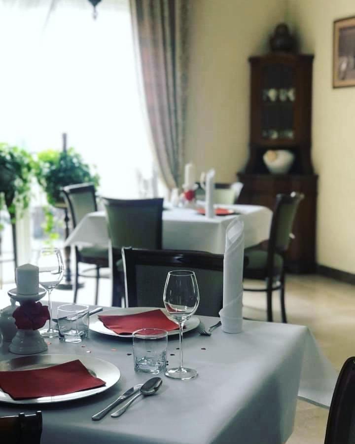 Hotel Mateo Stopnica Kültér fotó