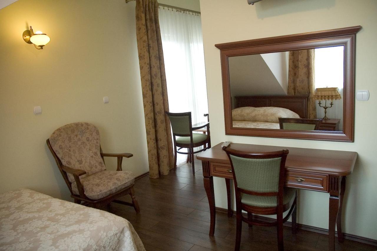 Hotel Mateo Stopnica Kültér fotó