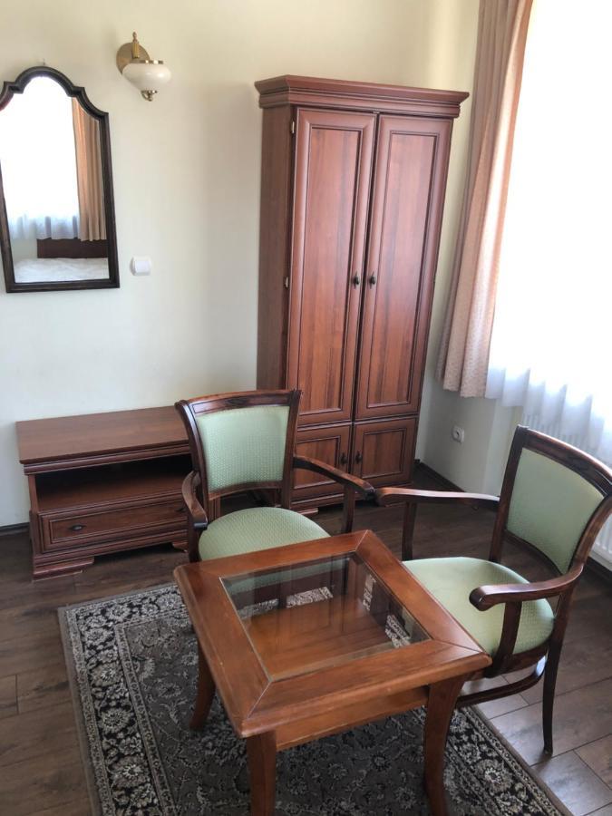 Hotel Mateo Stopnica Kültér fotó